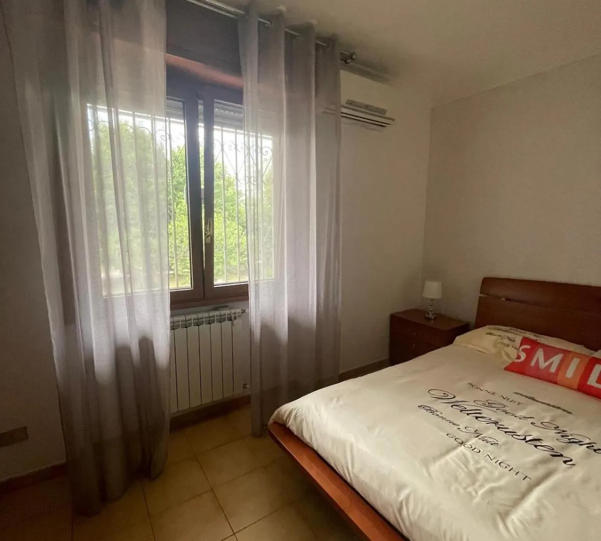 Apartment Intero Appartamento Con Giardino E Parcheggio Rome