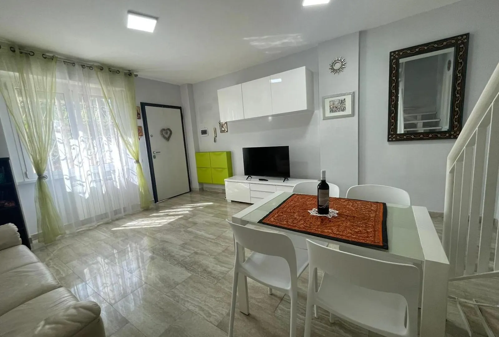 Intero Appartamento Con Giardino E Parcheggio Rome Apartment